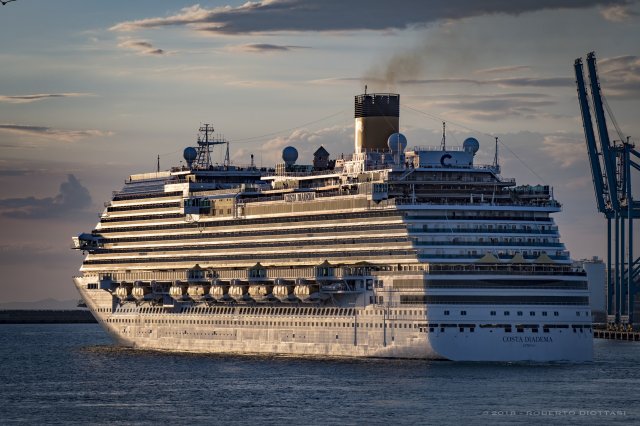 costa diadema 1